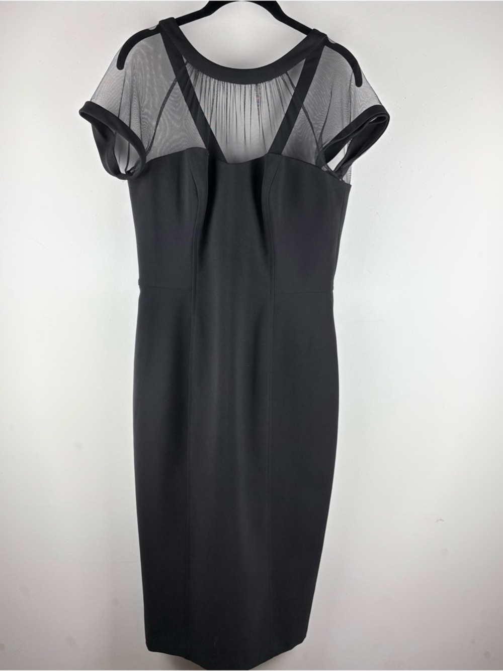 Maggy London Dress Size 10 Black Sheer Illusion Yoke V-Back Crepe Cocktail Chic - Picture 3 of 11